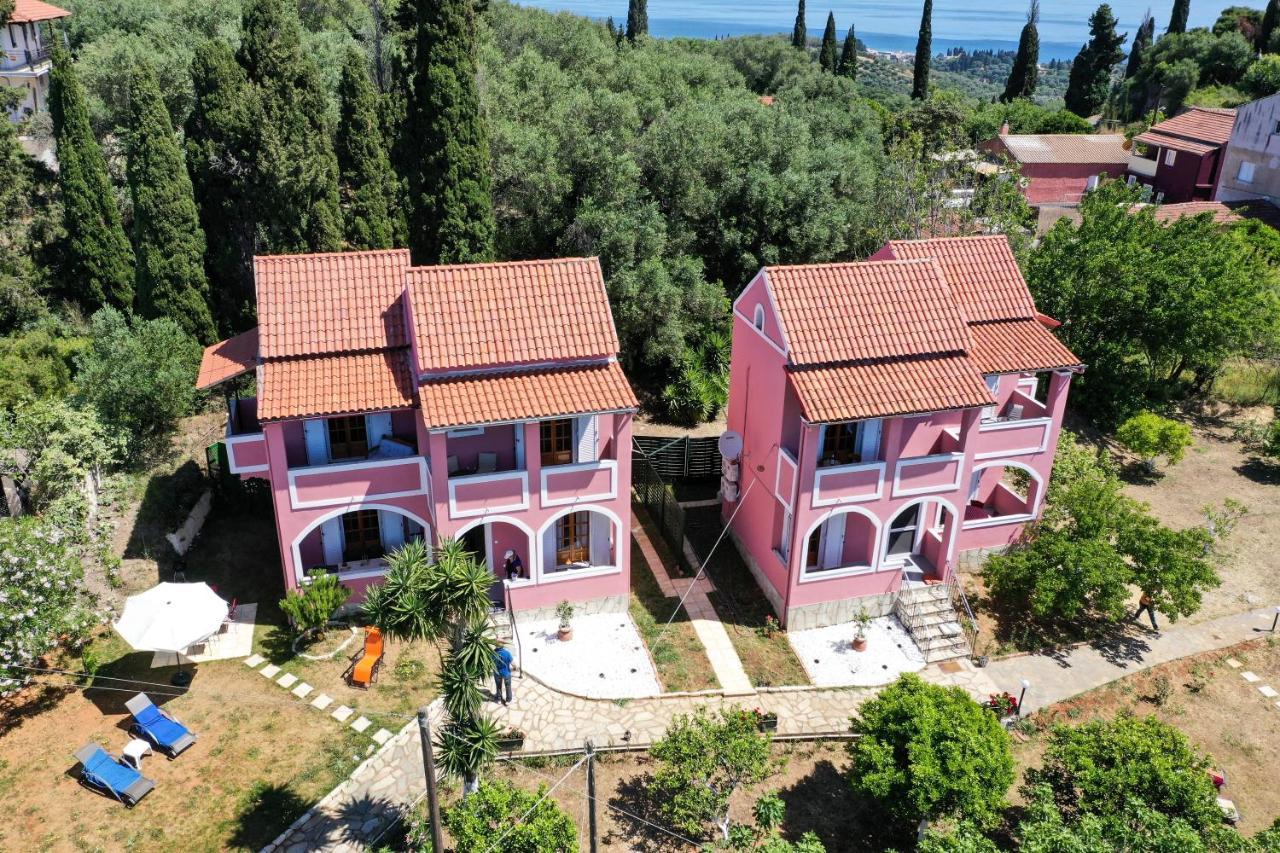 Alice'S & Teo'S Houses Chlomatiana Exterior photo